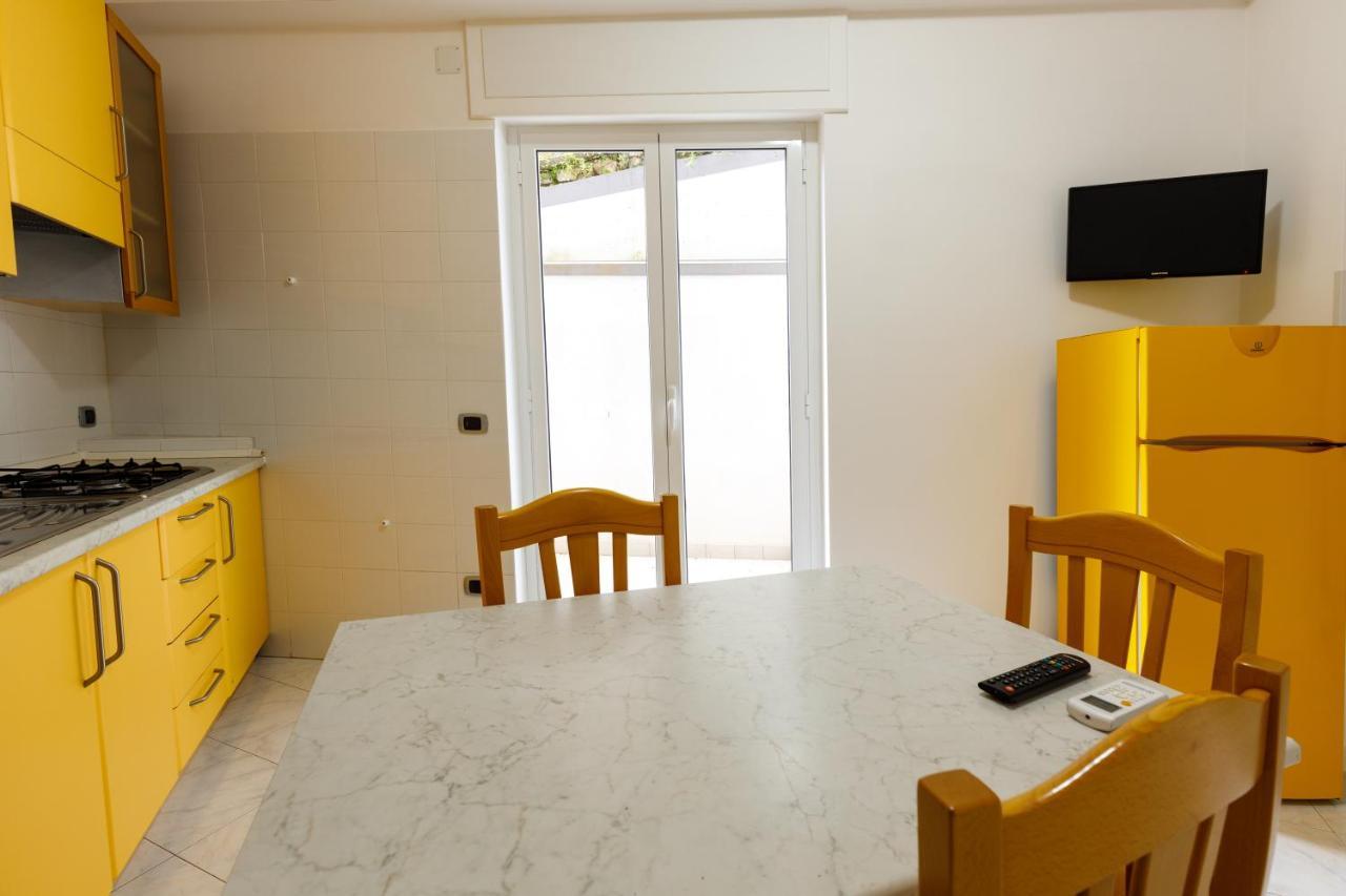 Elements Holiday Castelforte Bagian luar foto