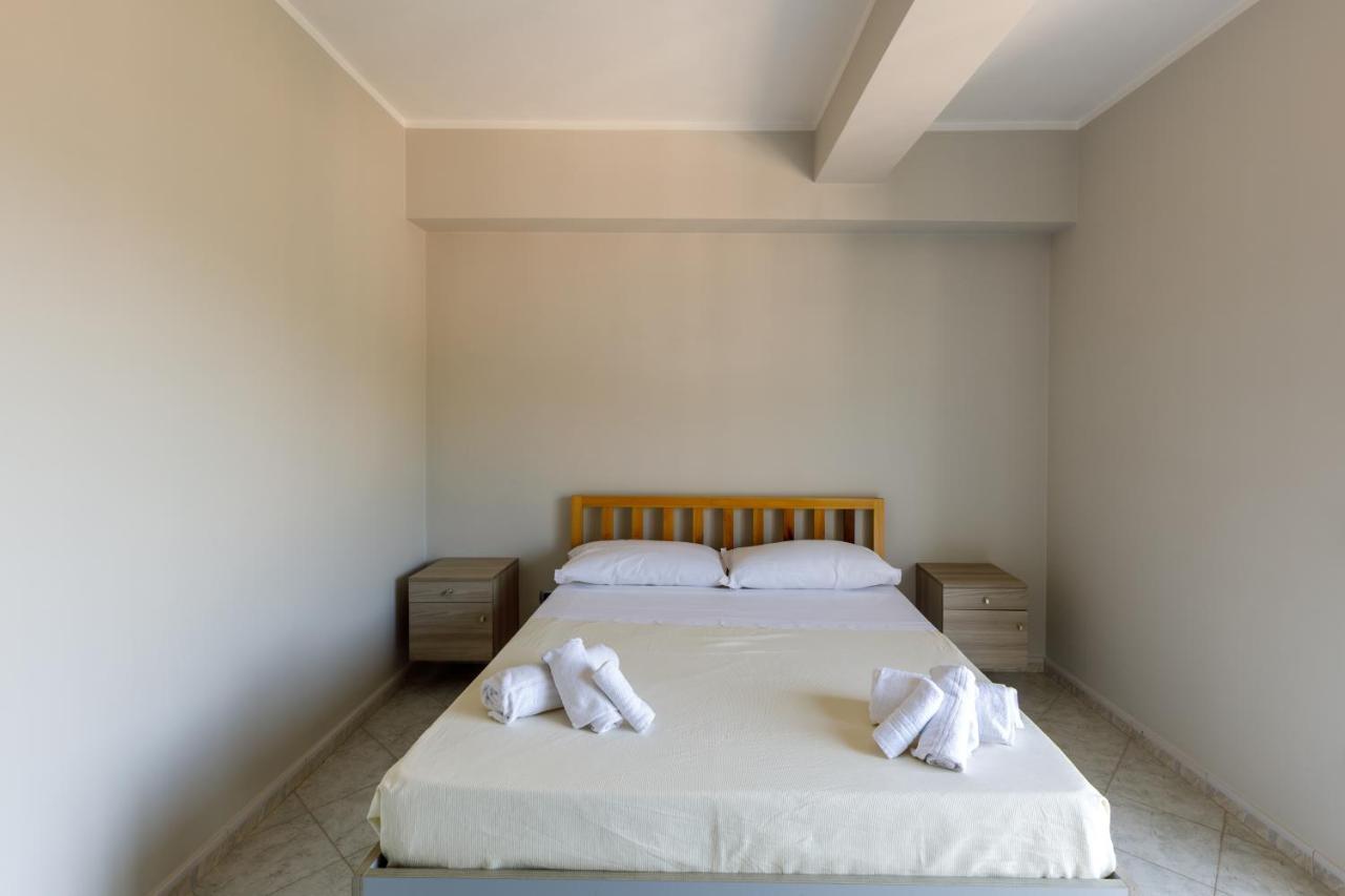 Elements Holiday Castelforte Bagian luar foto